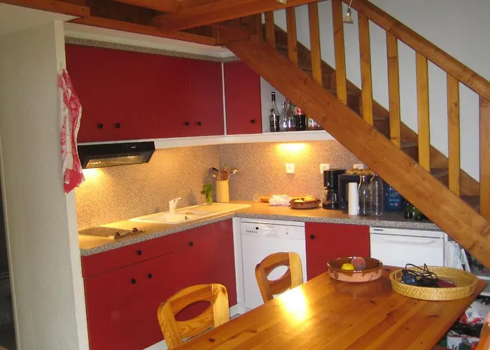 Nyaraló - Maison De *